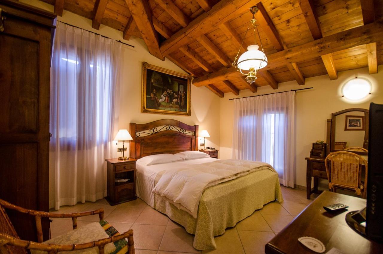 Hotel Corte Vecchia San Prospero Exterior photo