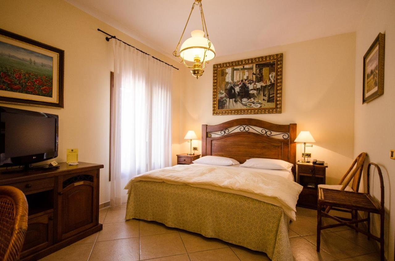 Hotel Corte Vecchia San Prospero Exterior photo