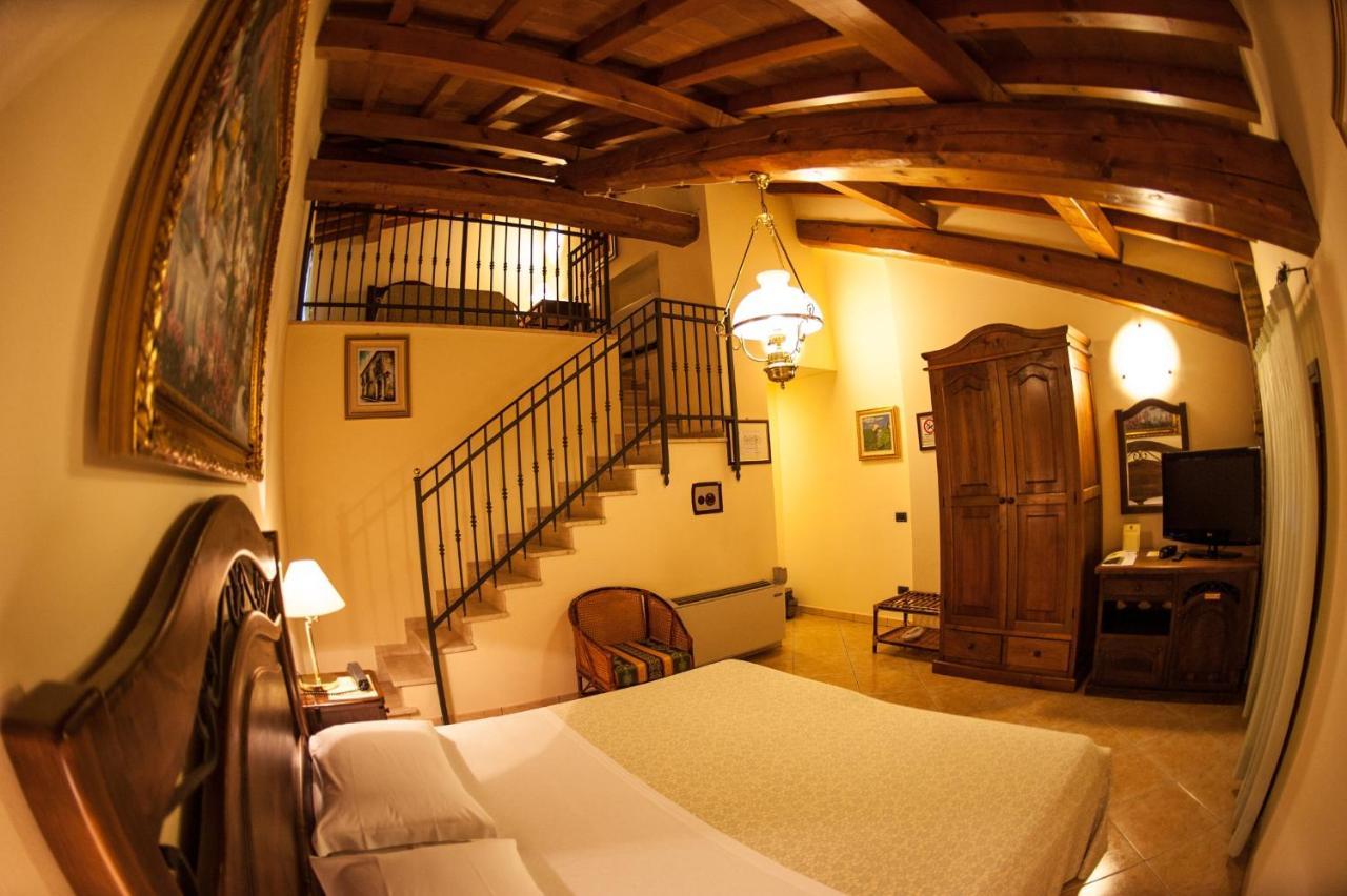 Hotel Corte Vecchia San Prospero Exterior photo