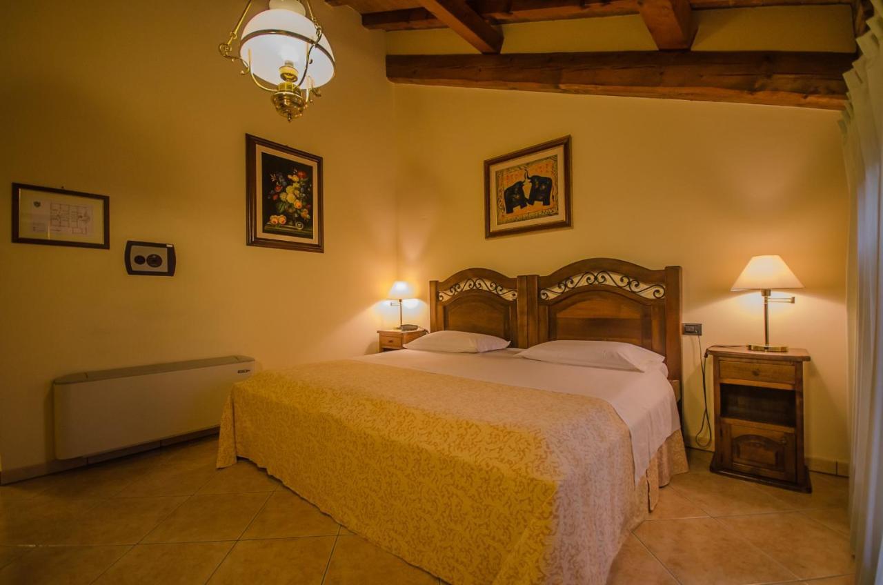 Hotel Corte Vecchia San Prospero Exterior photo