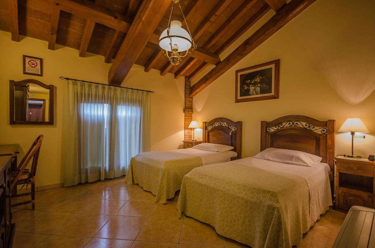 Hotel Corte Vecchia San Prospero Exterior photo