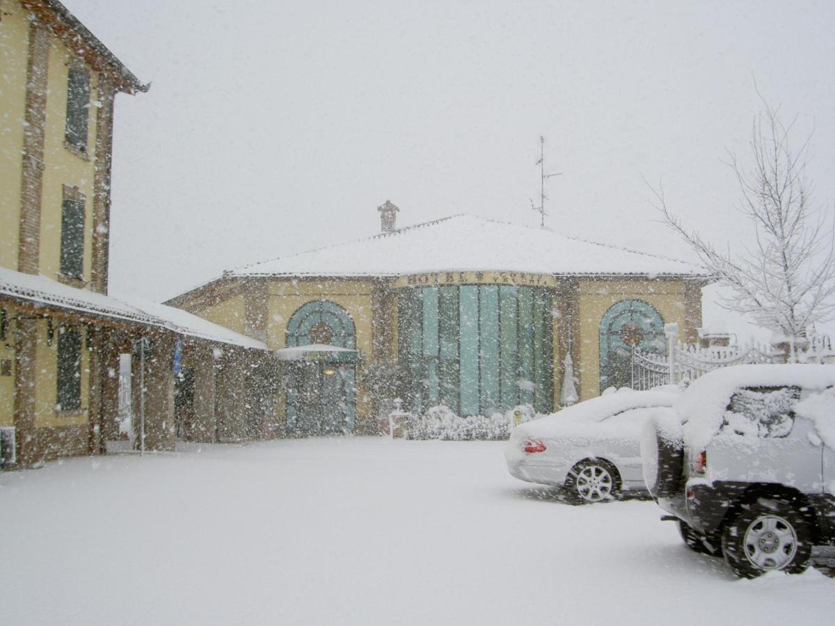 Hotel Corte Vecchia San Prospero Exterior photo