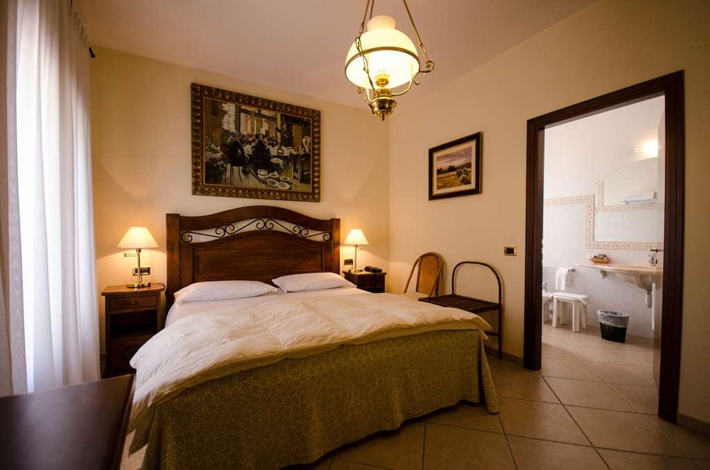 Hotel Corte Vecchia San Prospero Room photo