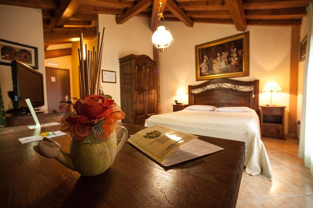 Hotel Corte Vecchia San Prospero Room photo
